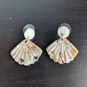 Boutique 1861 Shell Earrings